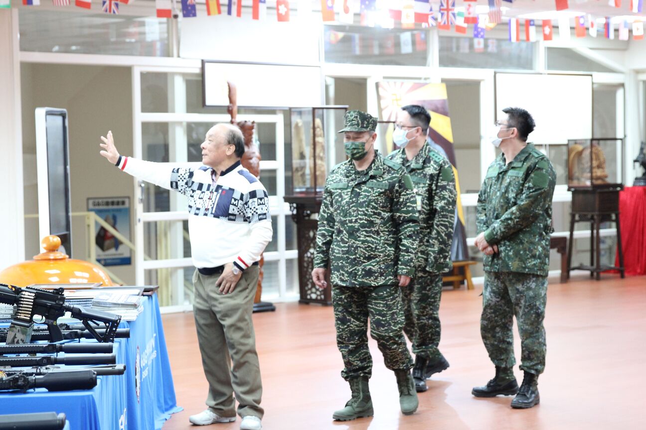 國防部後勤參謀次長室-少將處長、陸軍上校、陸戰隊上校 參訪